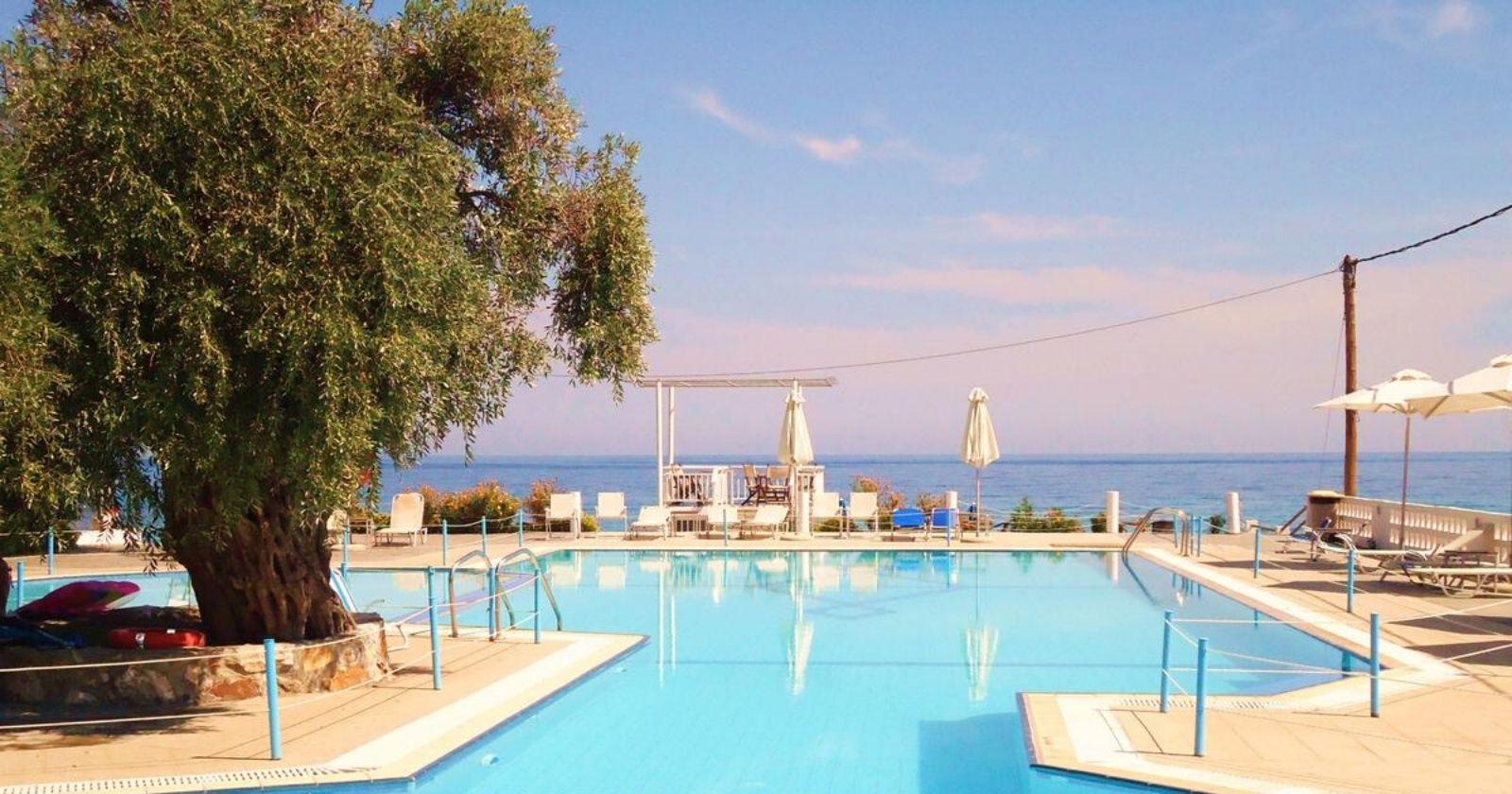 Maranton Beach Hotel Koinira Exterior foto